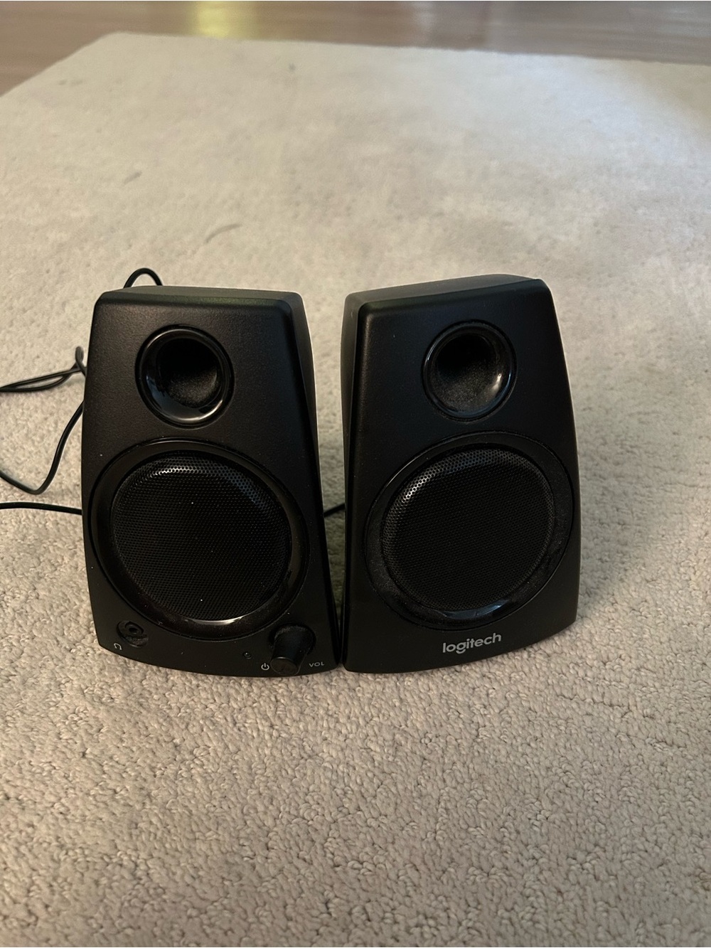 Logitech Black Stereo Computer Speakers with Volume Control